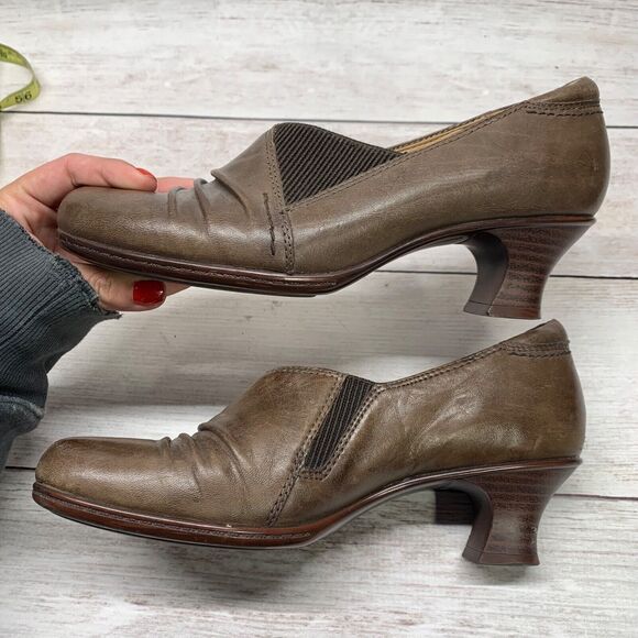 Earth Brown Pleated Leather Daytripper Bark Comfort Slip On Pumps Size 7.5B - Picture 3 of 14